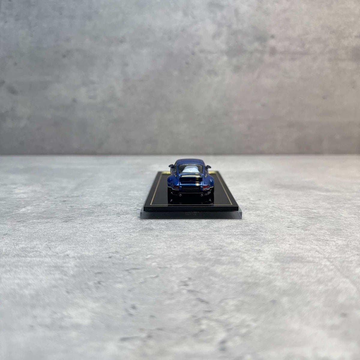 ZINCIT 1:64 Porsche Singer DLS Diecast Model Car – Foshan Exhibition Limited Edition Alloy Collectible