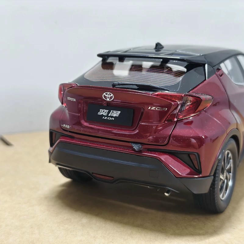 1:18 Toyota IZOA Diecast Opening Model