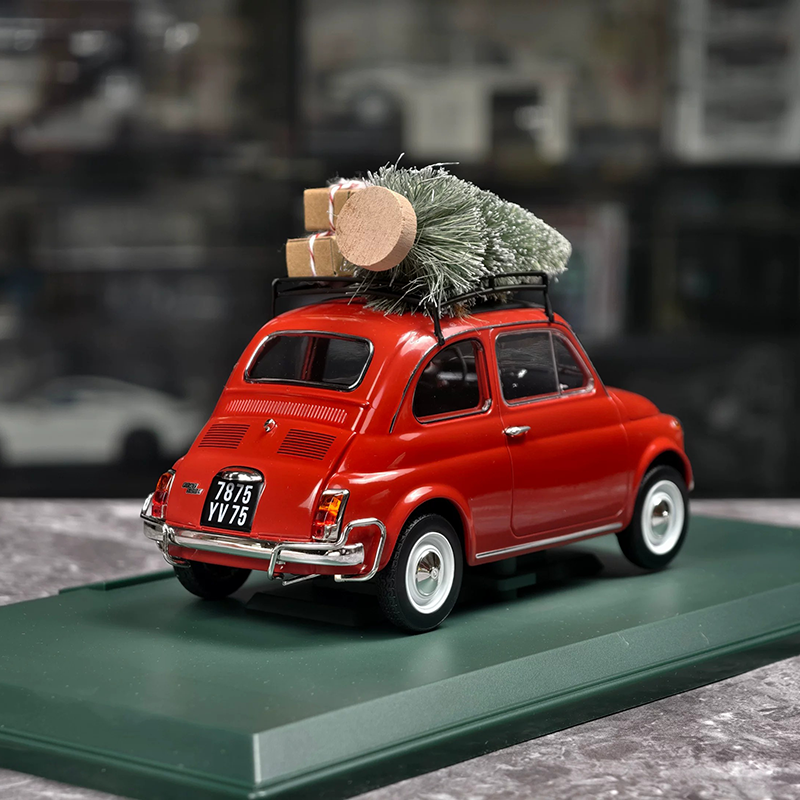 NOREV 1:18 Christmas Edition Volkswagen Beetle, Porsche 911 &amp; Fiat 500 Diecast Model Cars