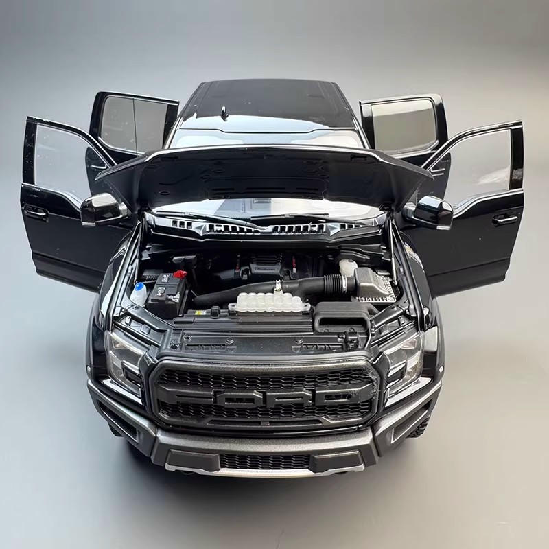 AUTOart  1:18 Ford F-150 Raptor SuperCrew 2019 Diecast Model Truck