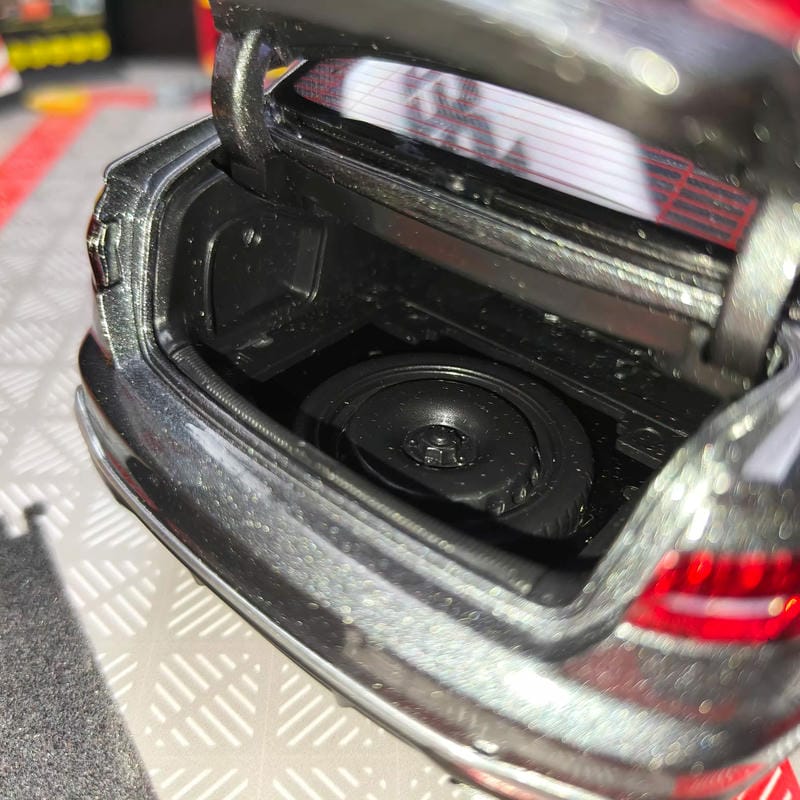 FAW Audi A4L Official 1:18 Alloy Diecast Model Car