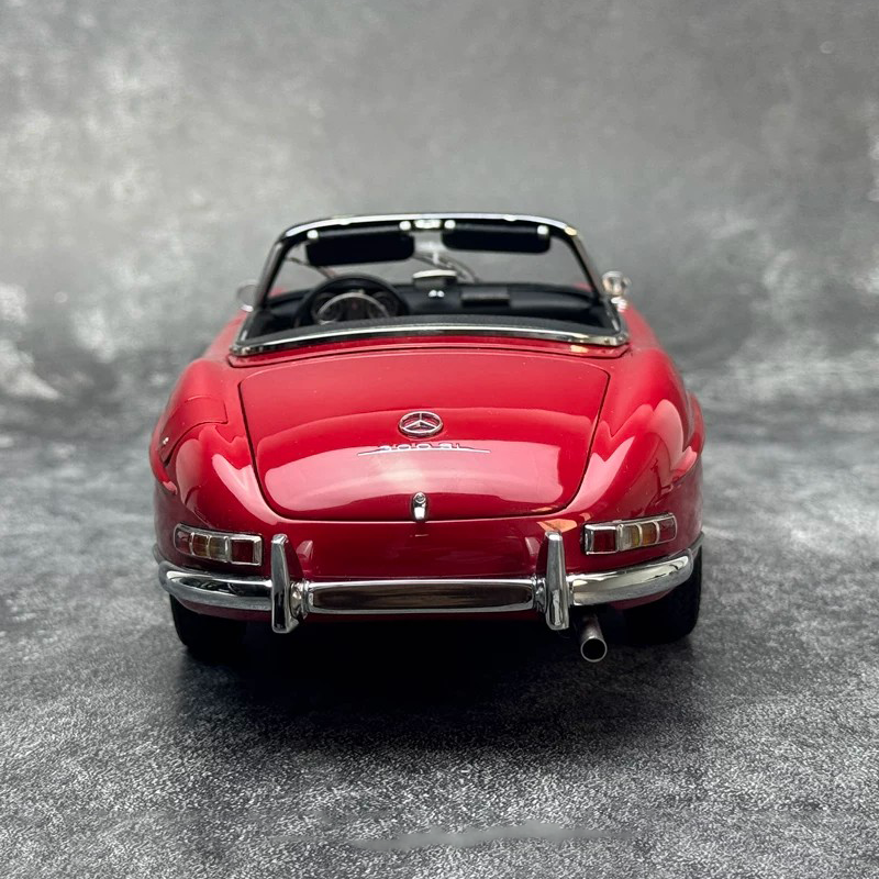 CMC 1:18 Mercedes-Benz 300SL Roadster Coupe Diecast Model