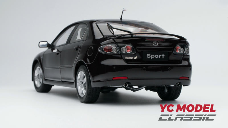 YC Model Mazda6 Coupe 1:18 Diecast Model Car