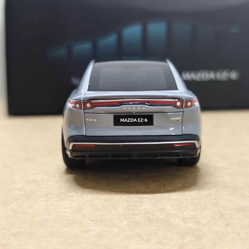 1:43 Mazda EZ6 Alloy Model Car – YX car model