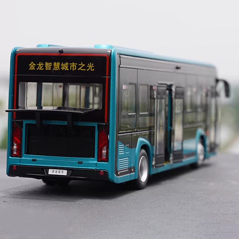 1:38 King Long XMQ6105G Alloy Bus Model with Lights