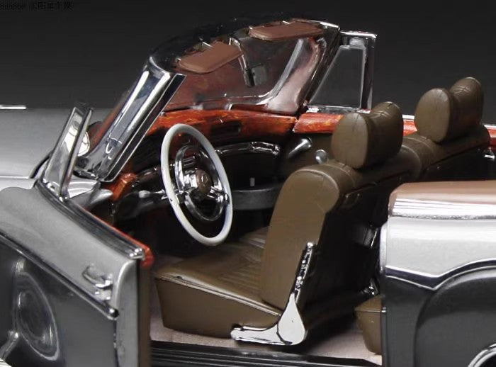 SunStar 1:18 1960 Mercedes-Benz 220SE Diecast Car