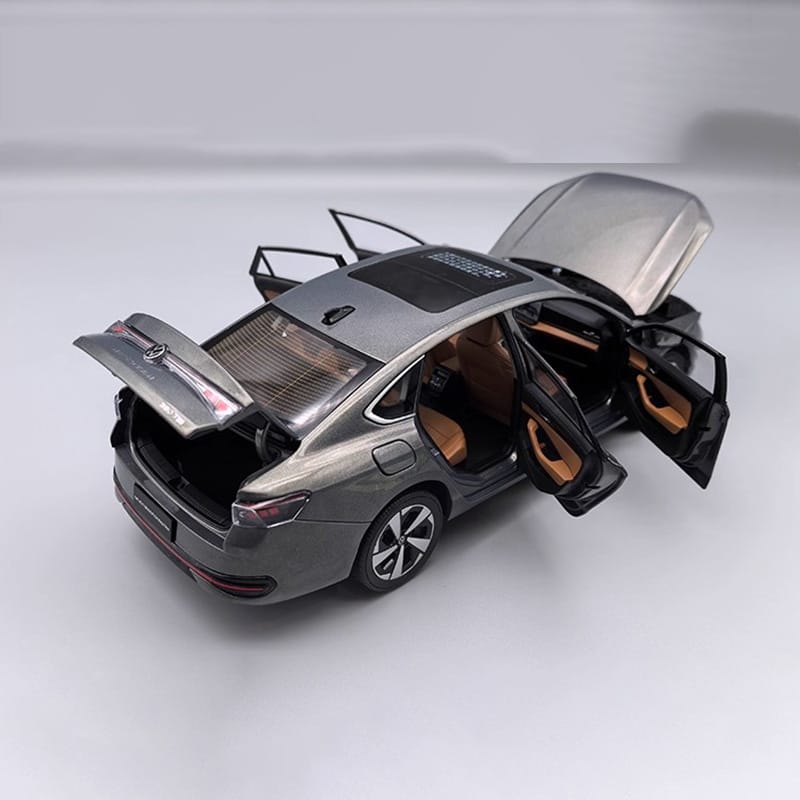FAW-Volkswagen B9 Magotan 2024 1:18 Alloy Model Car