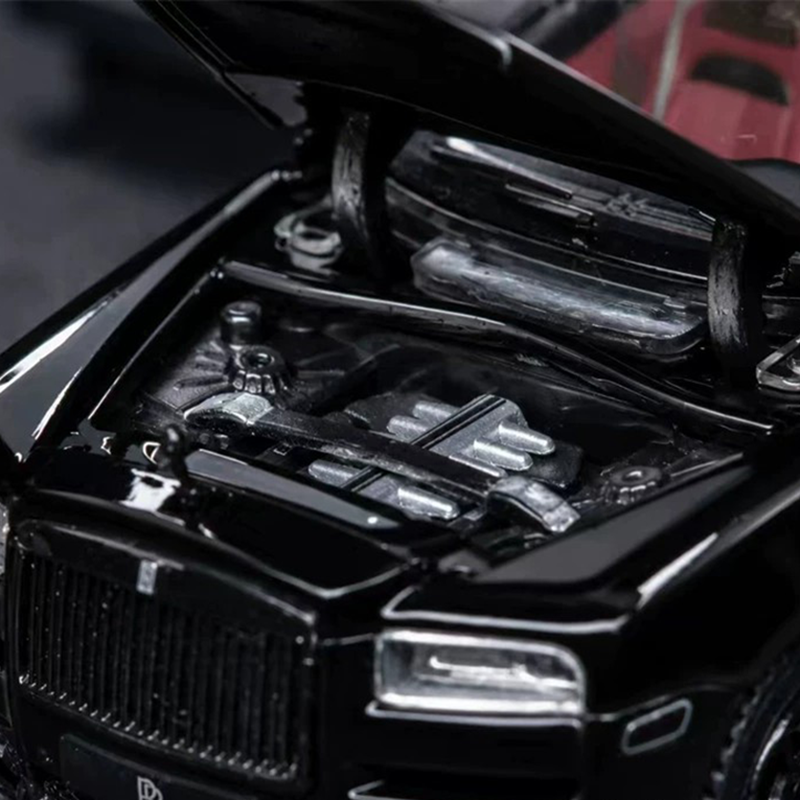 DCM 1:64 Rolls-Royce Cullinan Black Badge Full Opening Diecast Model