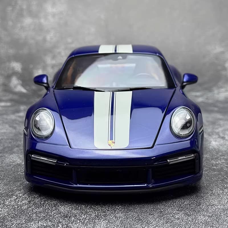 Minichamps 1:18 Porsche 911 (992) Sport Classic 2022 Alloy Diecast Model Car