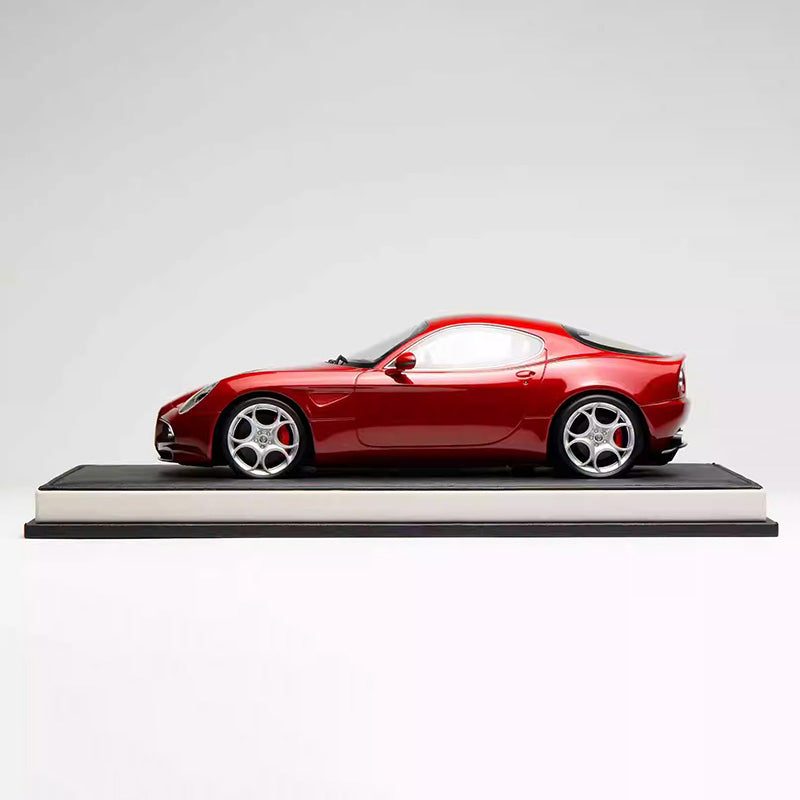 MotorHelix 1:18 Alfa Romeo 8C Resin Model – YX car model