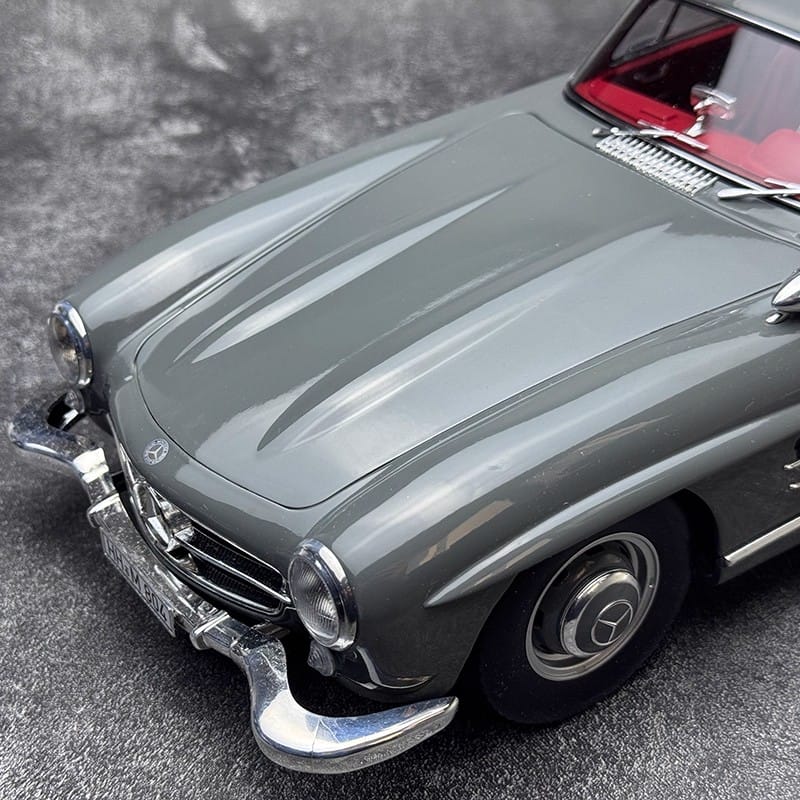 Norev 1:12 Mercedes-Benz 300SL Gullwing Diecast Model Car