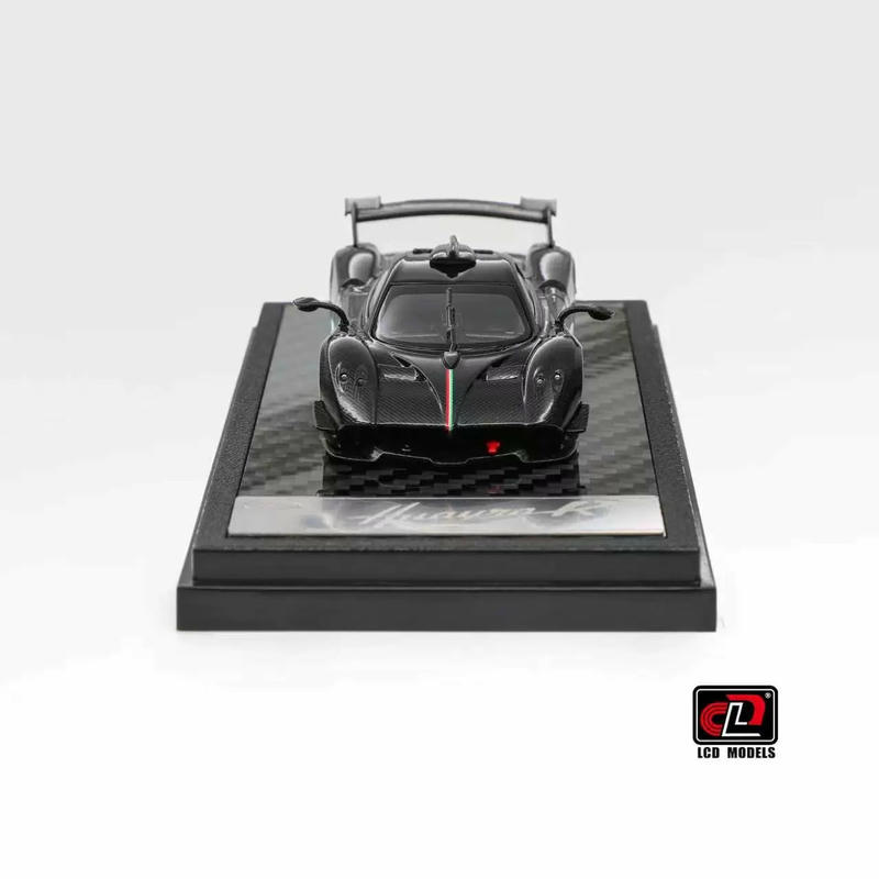 LCD 1:64 Pagani Huayra R – Black Carbon – YX car model