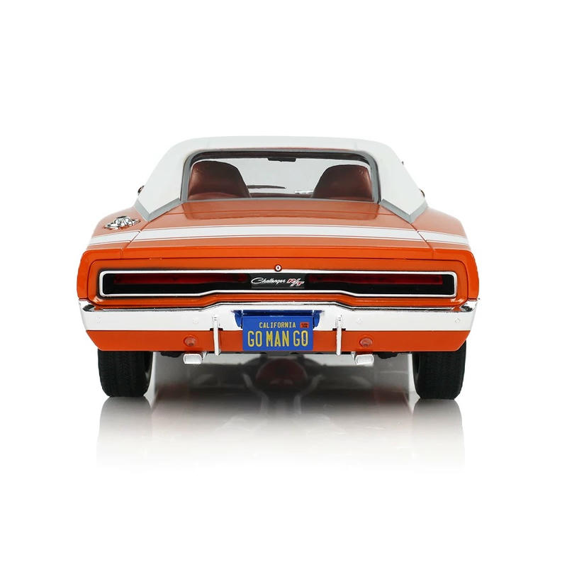 GreenLight 1:18 Dodge Charger R/T SE (EK2) Diecast Model — Orange