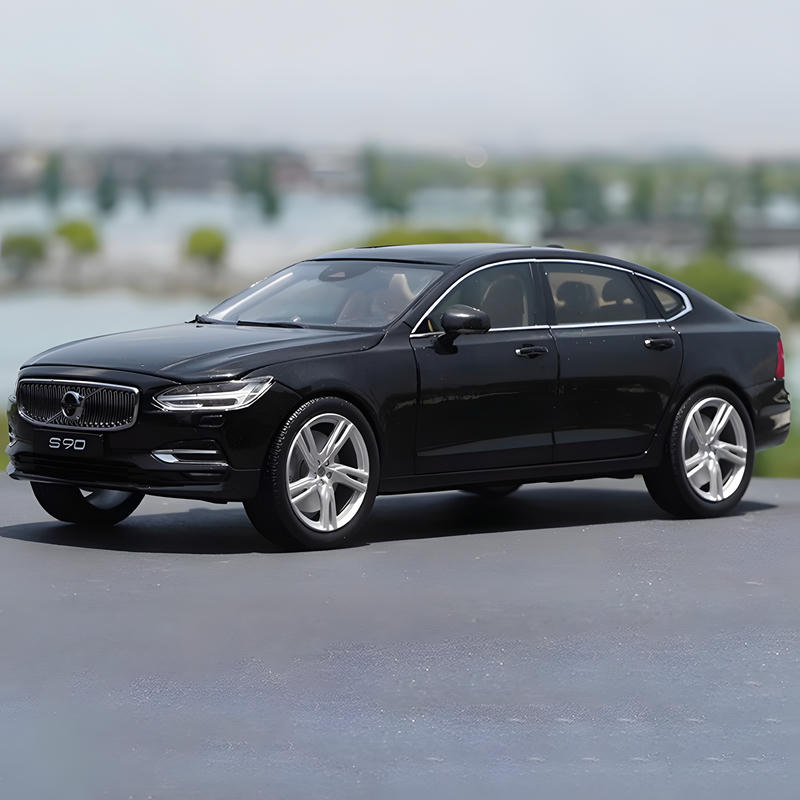 OEM 1:18 S90 Luxury Sedan Diecast Model