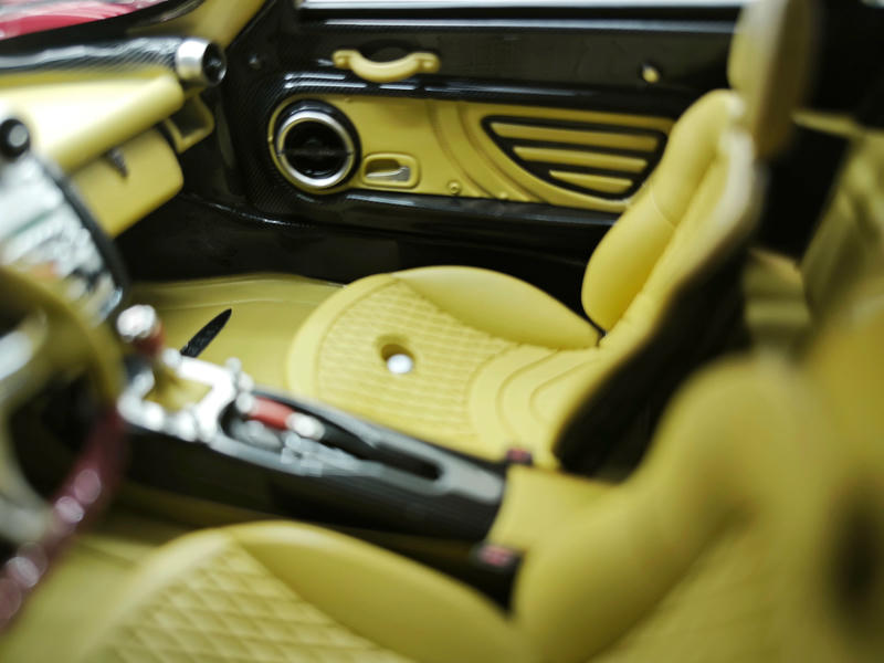 HH Model Pagani Zonda F 1:18 Resin Model Car
