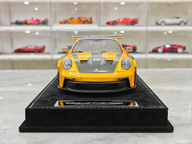 HH Model Porsche 992.1 GT3 RS 1:18 Resin Model Car