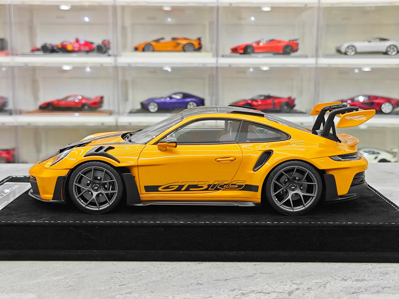 HH Model Porsche 992.1 GT3 RS 1:18 Resin Model Car