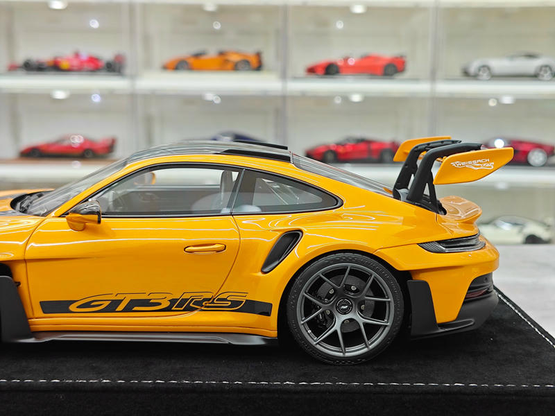 HH Model Porsche 992.1 GT3 RS 1:18 Resin Model Car