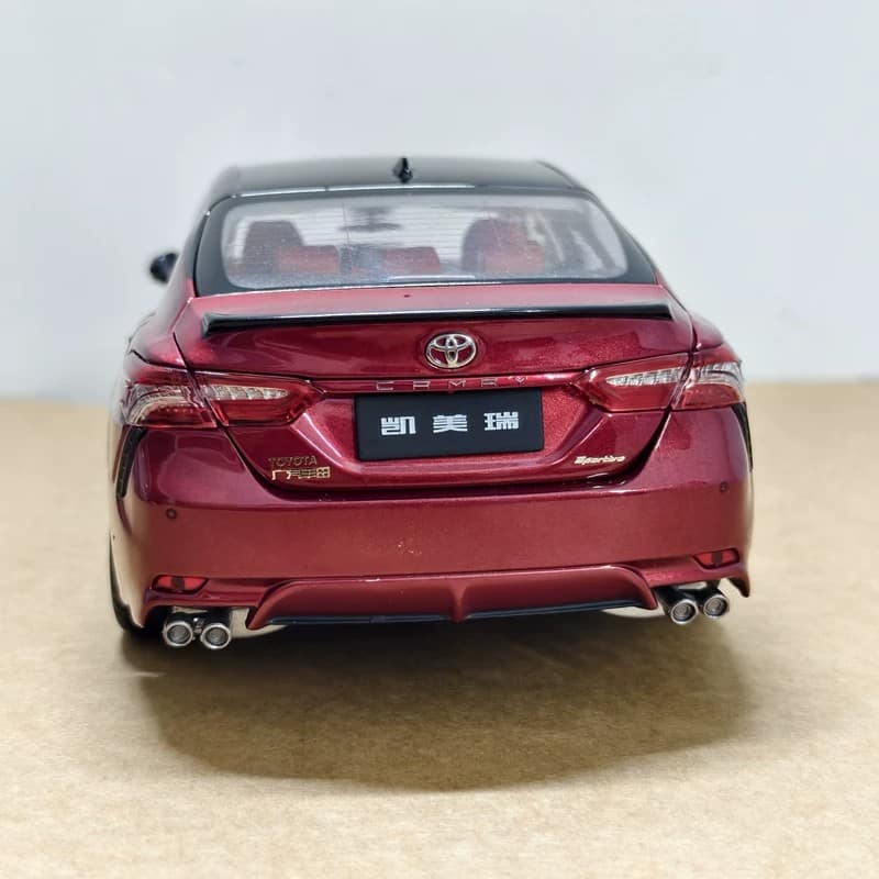 oem Licensed Toyota Camry (XV70) Hybrid Sport 2018–2021 1:18 Diecast Model