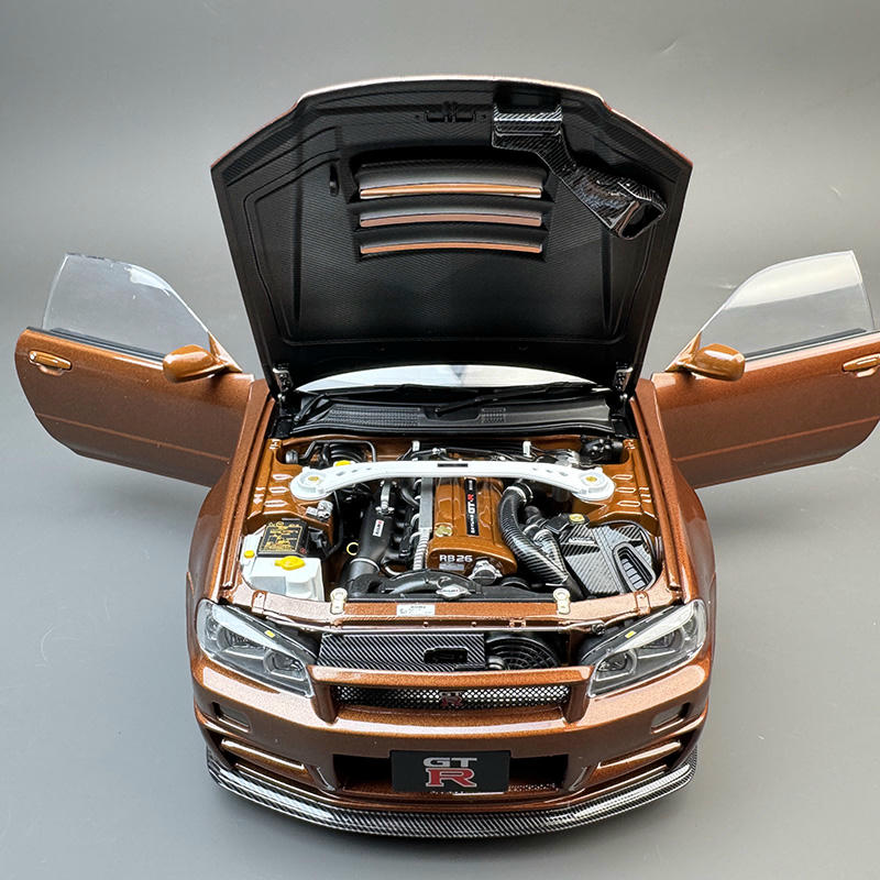 MotorHelix 1:18 Nissan GT-R R34 Metallic Bronze Diecast Car
