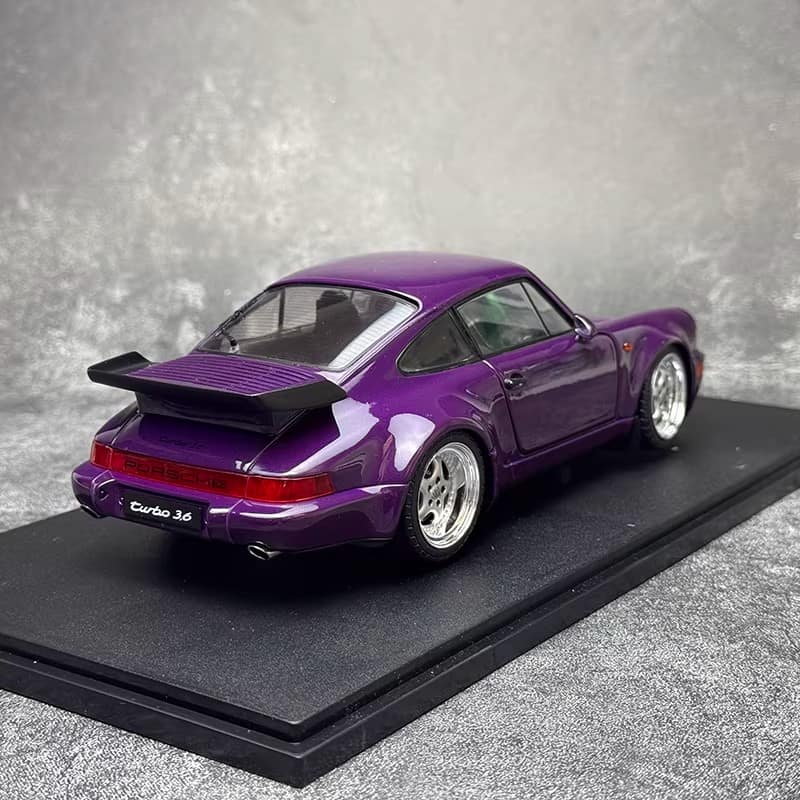 Solido 1:18 Porsche 911 (964) Turbo 1990 Diecast Model-S1803412