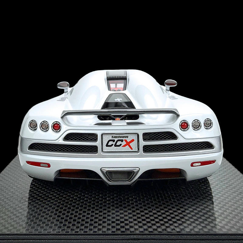 FrontiArt 1:18 Koenigsegg CCX Resin Model Car