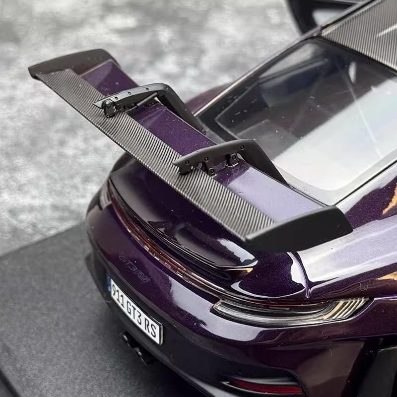 SOLIDO 1:18 Porsche 911 GT3 RS 2024 Diecast Model