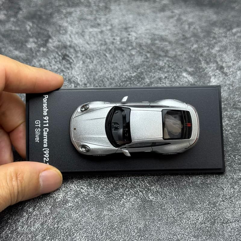 AR Box 1:64 Porsche 911 Carrera (992.1) Diecast Model