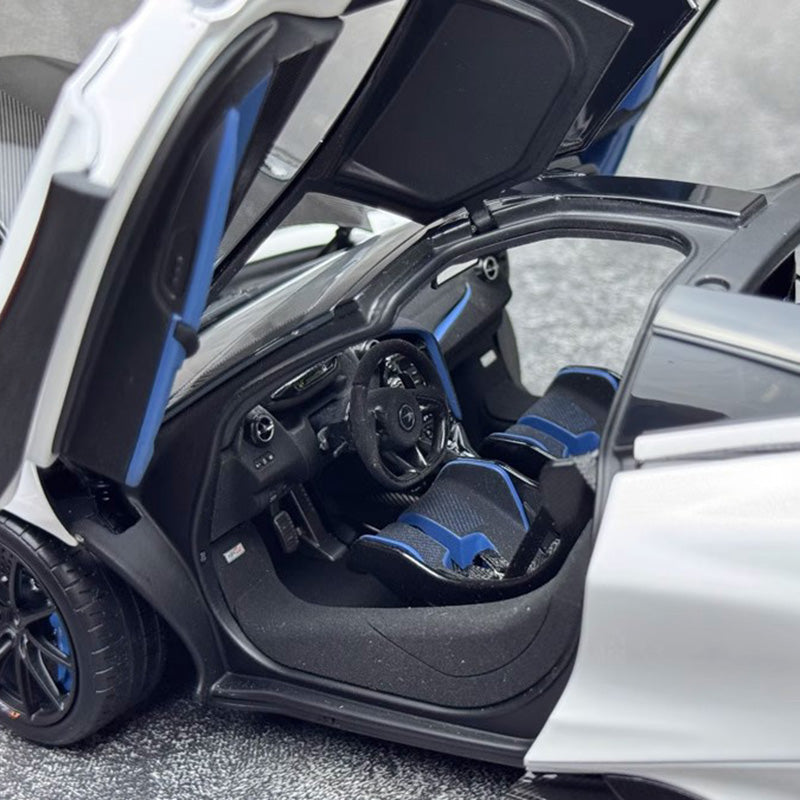 HPD 1:18 McLaren 765LT Diecast Car
