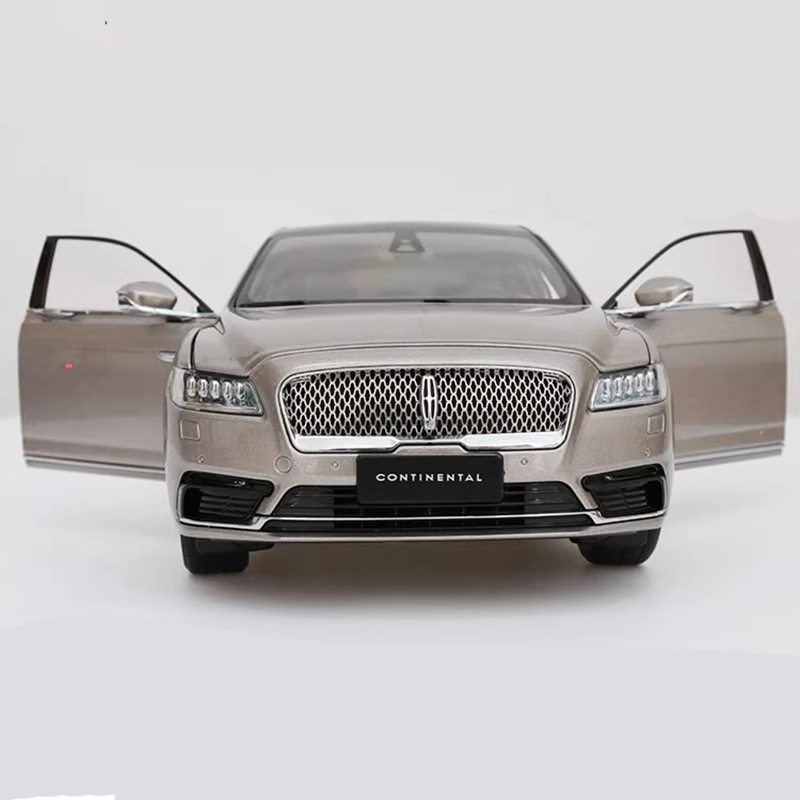 Original Manufacturer 1:18 Lincoln Continental Diecast Model