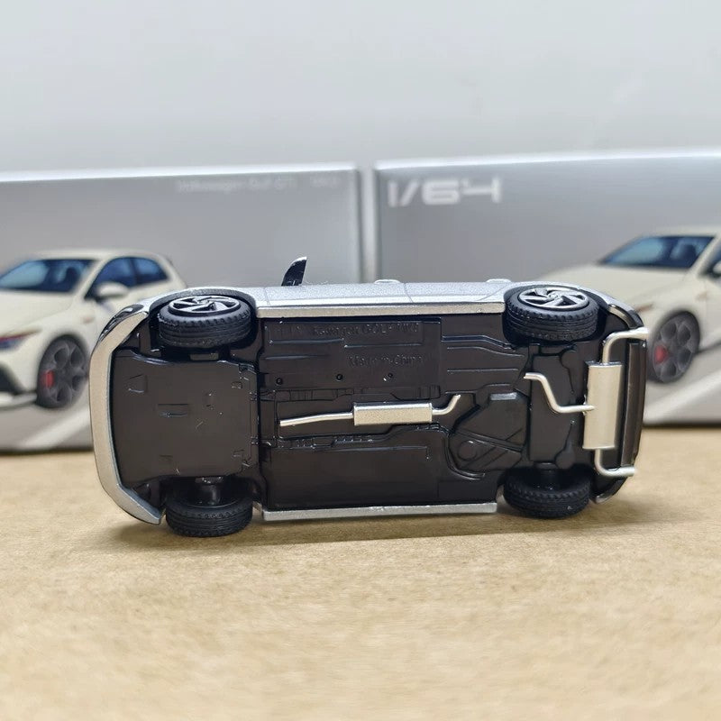 Sonic Gear 1:64 Volkswagen Golf MK8 GTI 2021 Diecast Model