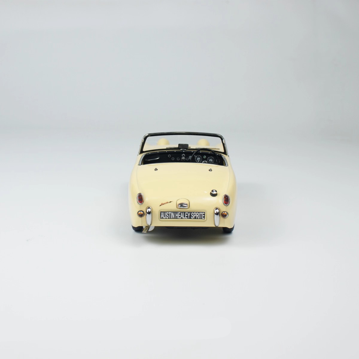 Kyosho 1:18 Austin Healey Sprite Classic Diecast Model Car