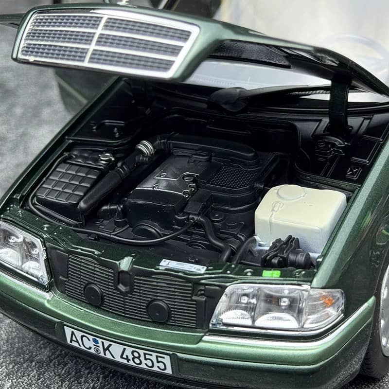 NOREV 1:18 Mercedes-Benz C-Class C200 (W202) 1997 Diecast Model