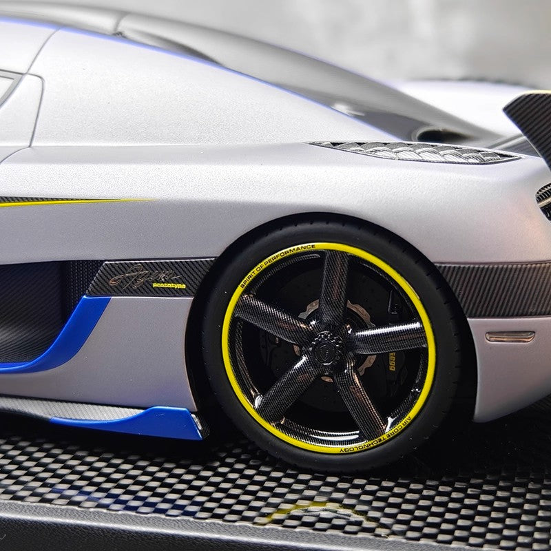 VMB Koenigsegg Agera RS 1:18 Resin Supercar Model