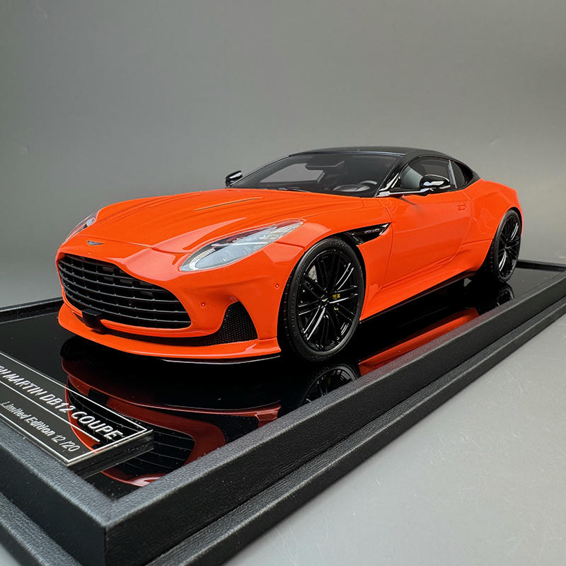 MotorHelix 1:18 Aston Martin DB12 Coupe Resin Model Car