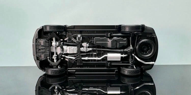 Isuzu MU-X 1:18 Scale Diecast Model – Premium Collectible