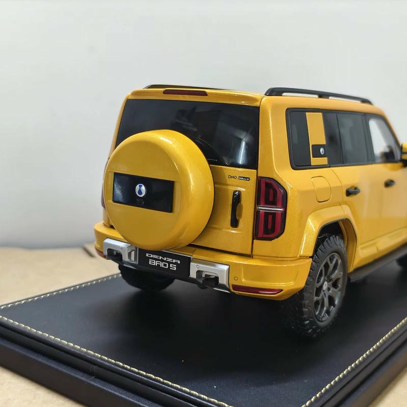 BYD BAO 5 1:18 Diecast Model Car – Gold