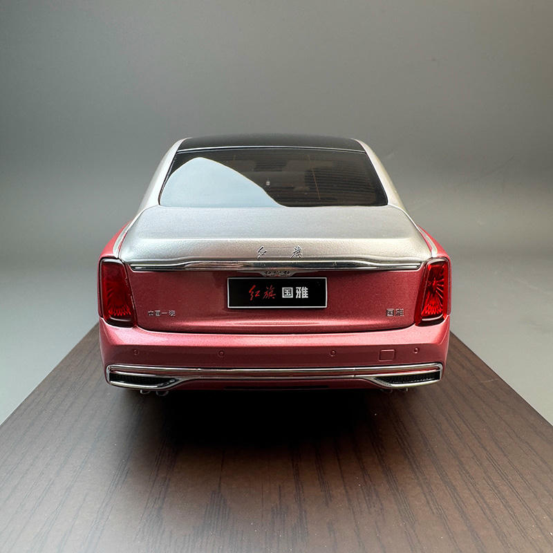 OEM 1:18 Hongqi Guoya Diecast Model