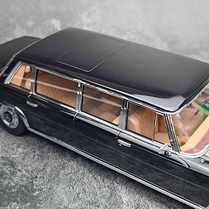 KK Scale Mercedes-Benz 600 Pullman W100 1:18 Diecast Model Car
