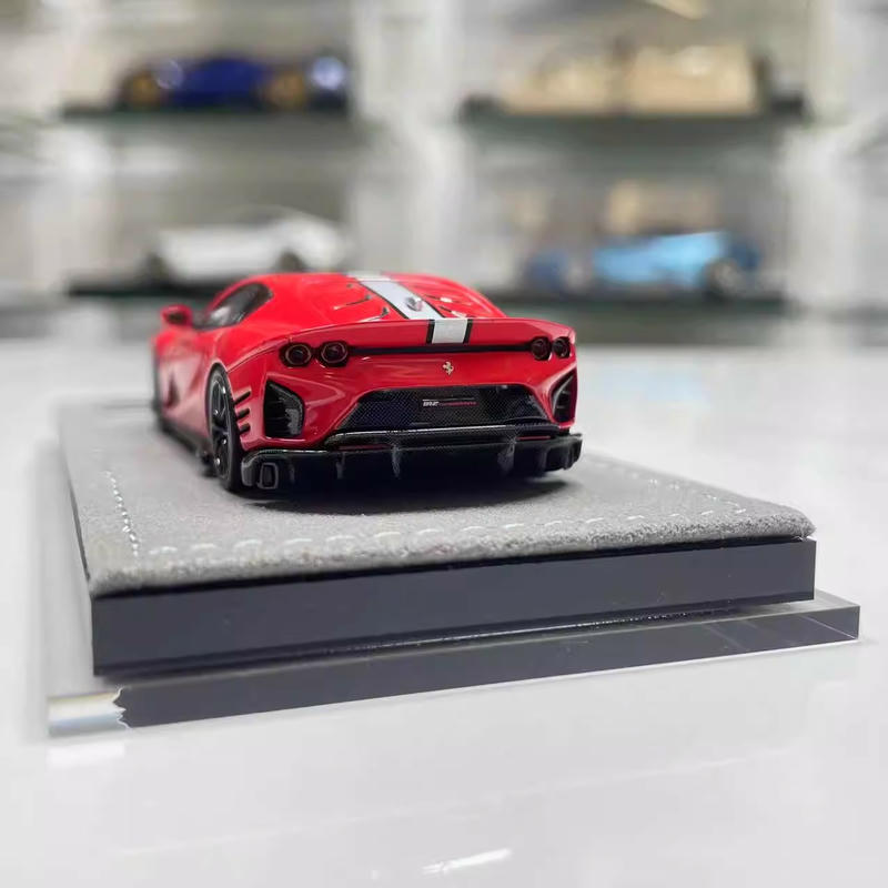 HH 1/64 フェラーリ 812c メタリックレッド&シークレットカラー HH Model 1:64 Ferrari 812 Competizione Resin Model – YX car model
