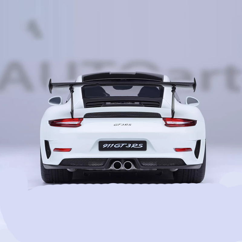AUTOart 1:18 Porsche 911 (991.2) GT3 RS Diecast Model