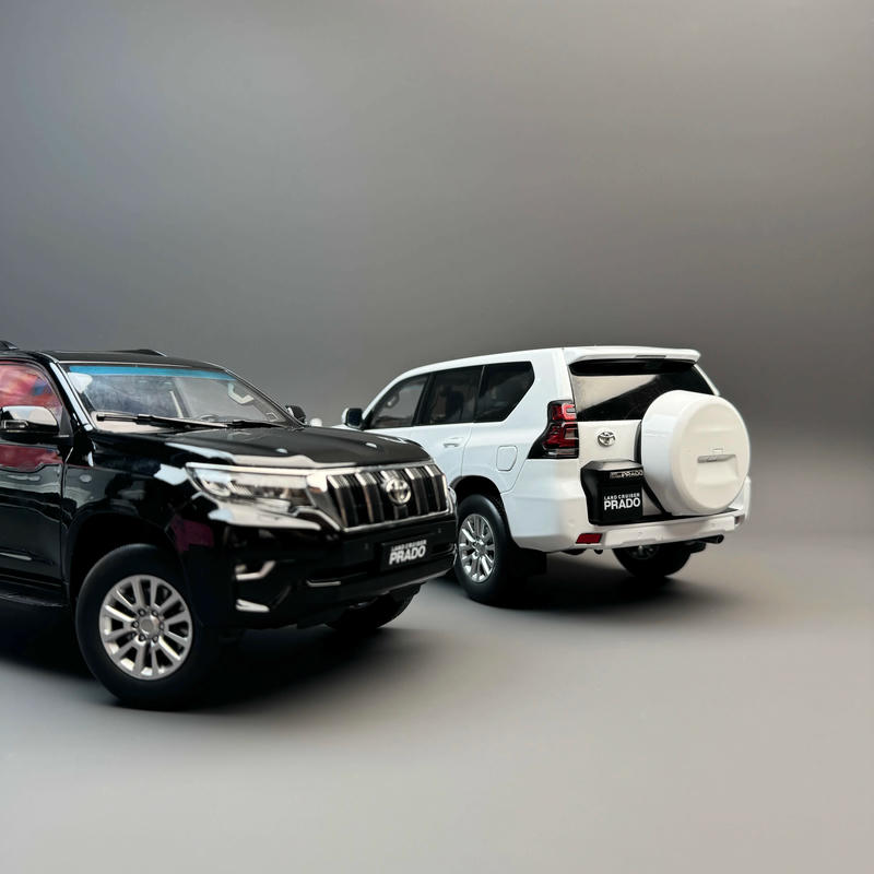 YC Model Toyota Land Cruiser Prado LC150 2018 1:18 Diecast Model Car
