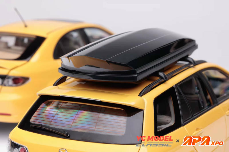 YC Model Mazda6 Coupe & Mazda6 Wagon 1:18 Alloy Model Car Set