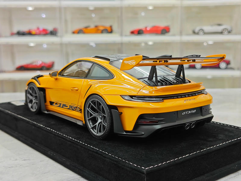 HH Model Porsche 992.1 GT3 RS 1:18 Resin Model Car