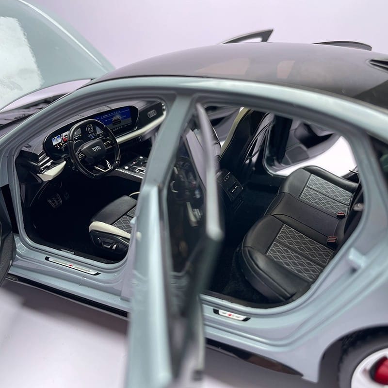 FAW Audi A5L 1:18 Alloy Diecast Model Car