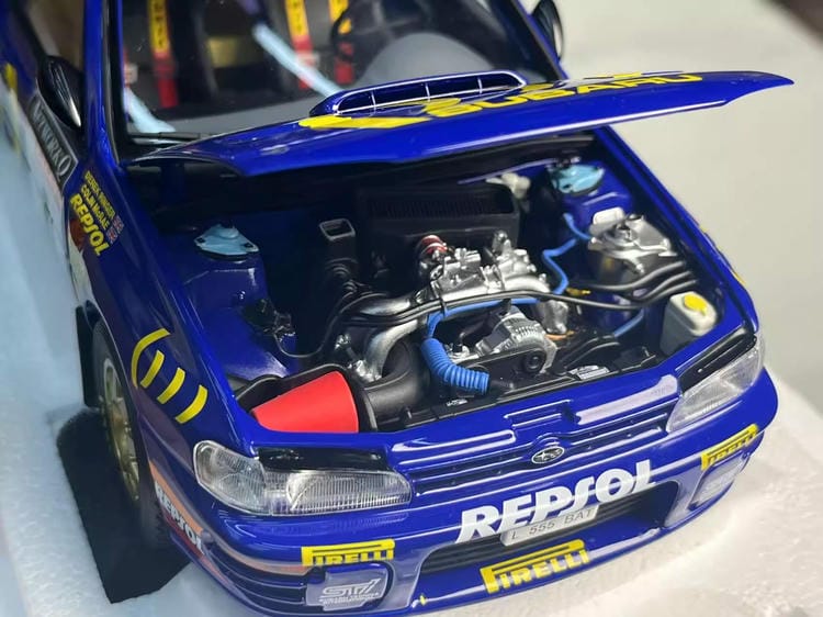 Subaru Impreza 1:18 Full-Open Alloy Model by Kyosho (#4/08962A – Collector Edition)