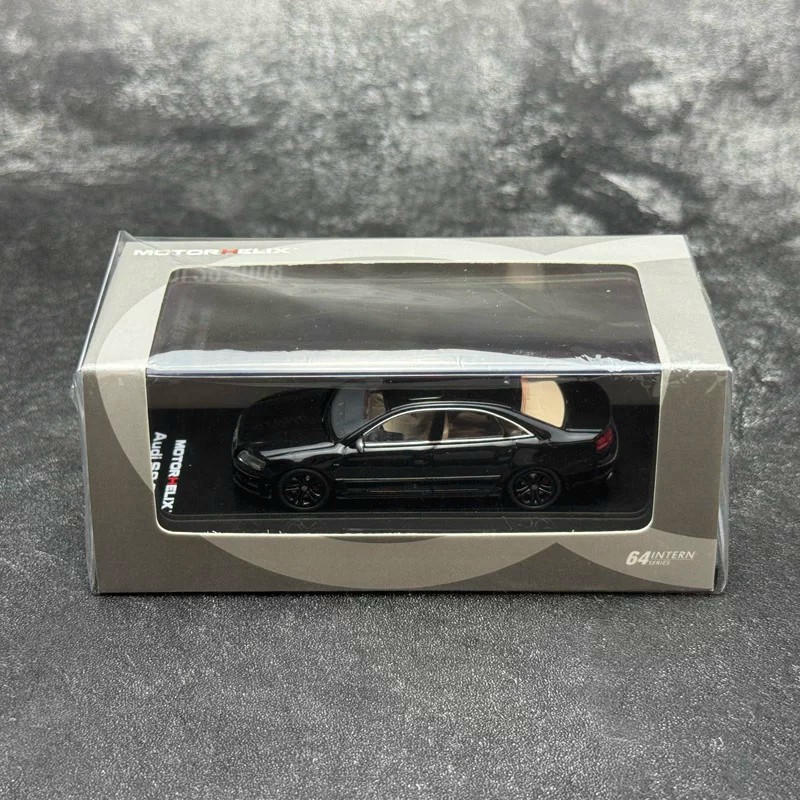 MotorHelix 1:64 Audi S8 (D3) 2008 Diecast Model