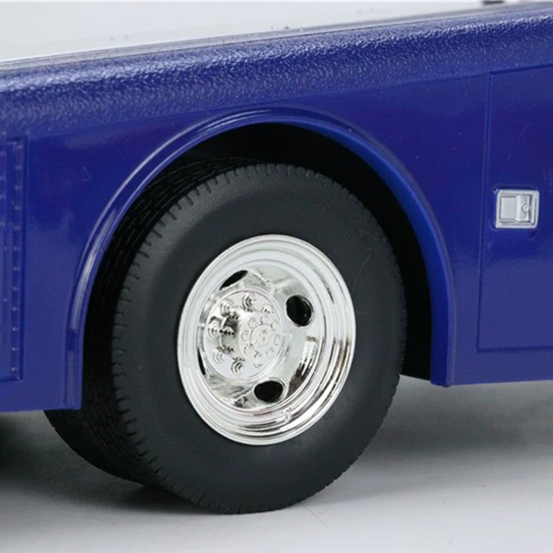 ACME 1:18 1967 Chevrolet C-30 Ramp Truck Diecast Model