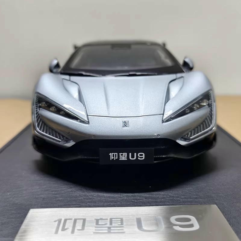 1:18 BYD Yangwang U9 Electric Supercar Diecast Model