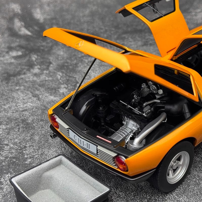 NOREV 1:18 Alloy Model – Iconic Vertical Engine Design with Opening Features